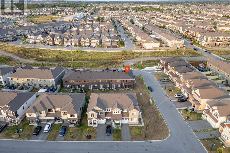 28823714/701-megrez-way/half-moon-bay/ottawa/ontario/K2J6S9_32