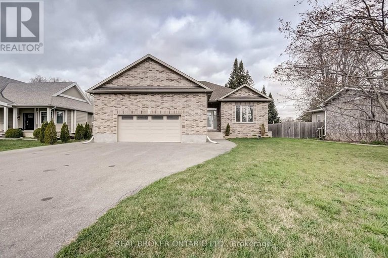 29447327/6237-perth-street/richmond/ottawa/ontario/K0A1Z0_1