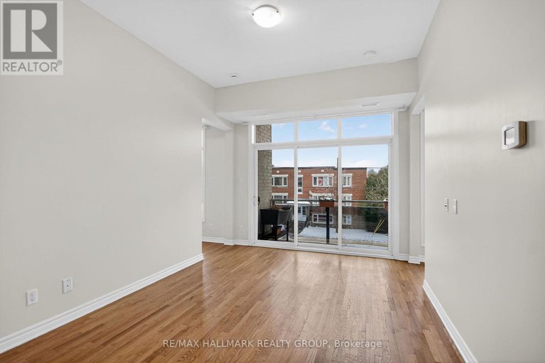 29320653/210-682-churchill-avenue-n/laurentianview/ottawa/ontario/K1Z5G5_6