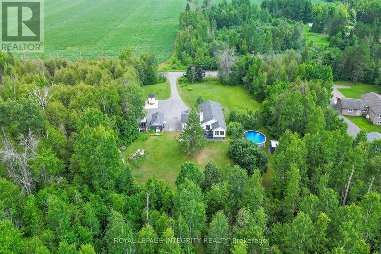 28617516/3377-paden-road/rideau-twp-s-of-reg-rd-6-w-of-mccordick-rd/ottawa/ontario/K0A2T0_32