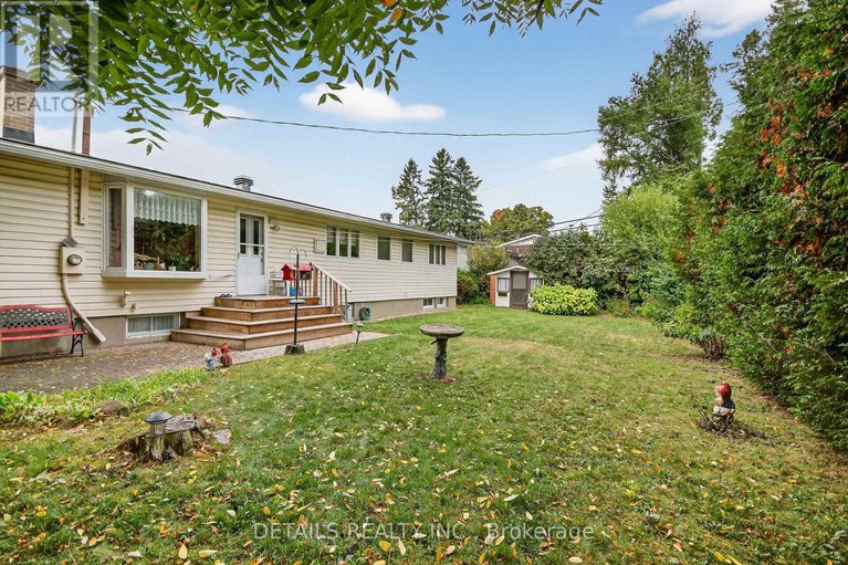 28920514/101-hilliard-avenue/city-viewskylinefisher-heightsparkwood-hills/ottawa/ontario/K2E6C5_28