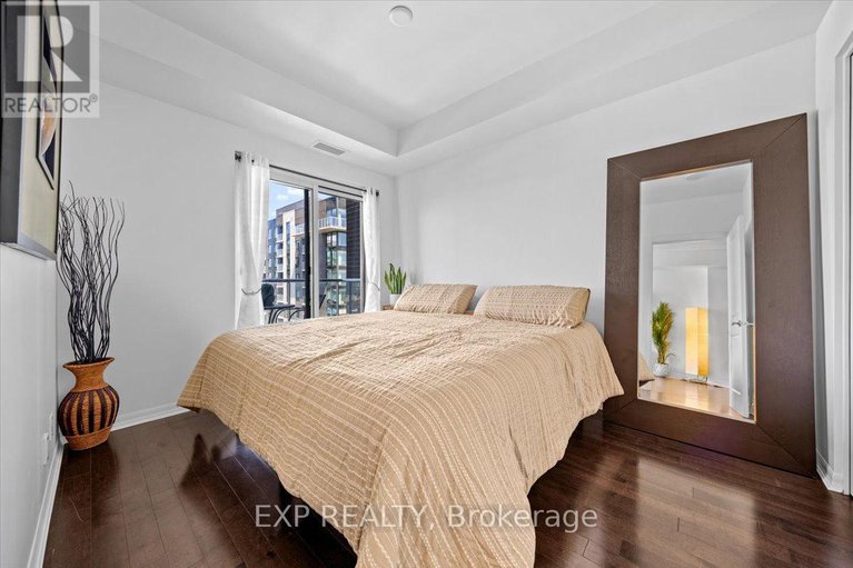 28749894/2505-242-rideau-street/sandy-hill/ottawa/ontario/K1N0B7_15