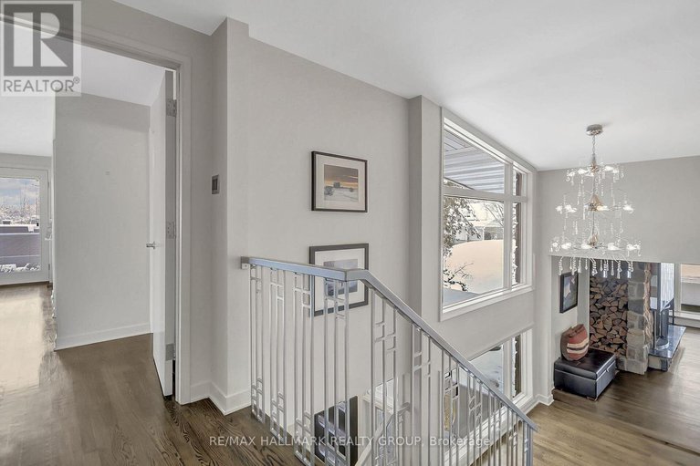 28150348/10-qualicum-street/bruce-farmgraham-parkqualicumbellands/ottawa/ontario/K2H7G8_30