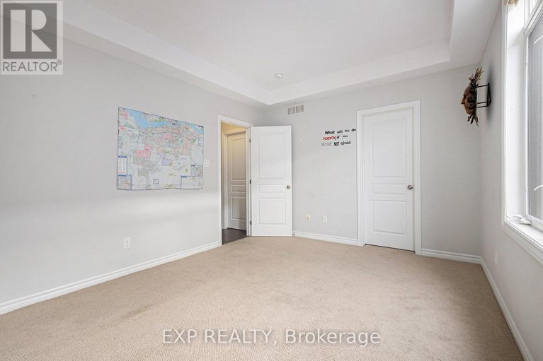 28877581/274-pembina-private/riverside-southgloucester-glen/ottawa/ontario/K4M0G7_17