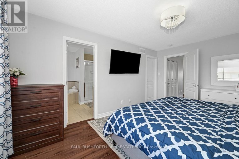 29396767/560-du-pin-rouge-way/mer-bleuebradley-estatesanderson-park/ottawa/ontario/K1W0C4_23