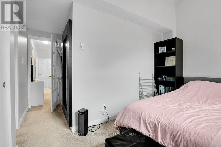 29633172/604-tanguay-court/katimavik/ottawa/ontario/K2L3X3_24