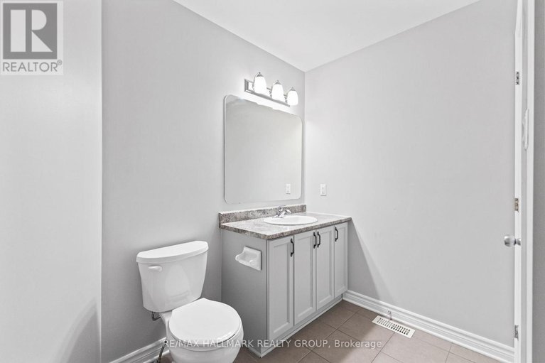 28811812/254-gracewood-crescent/blossom-parkkemp-parkfindlay-creek/ottawa/ontario/K1T0J1_35
