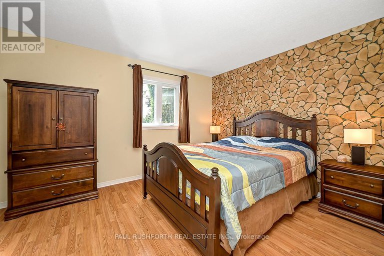 29034505/1853-sunland-drive/fallingbrookgardenway-south/ottawa/ontario/K4A3S8_13