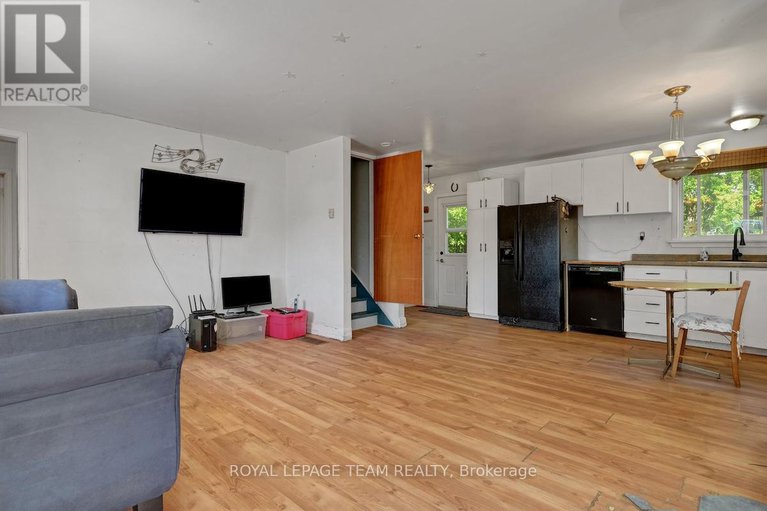 28773548/5684-mccrea-road/augusta-twp/augusta/ontario/K0E1T0_8