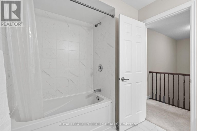 29353204/504-flagstaff-drive/half-moon-bay/ottawa/ontario/K2J6T5_21