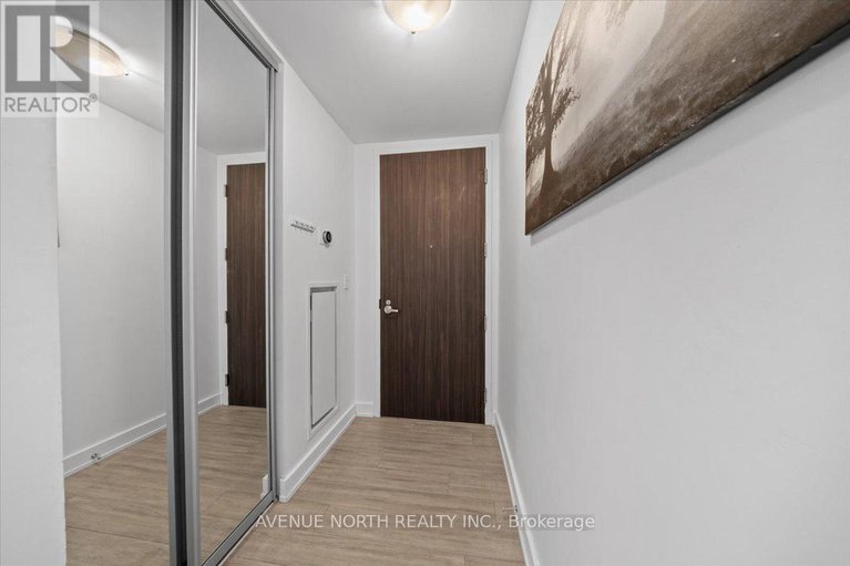 29331746/901-111-champagne-avenue-s/west-centre-town/ottawa/ontario/K1S5V3_2