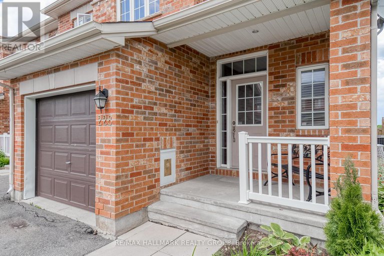 28726160/228-eye-bright-crescent/riverside-southgloucester-glen/ottawa/ontario/K1V2K6_2