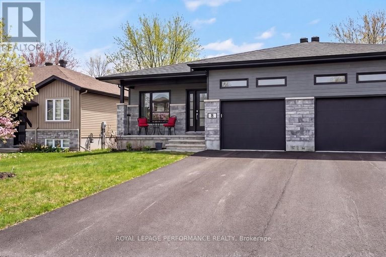 29595953/8-brittany-street/north-stormont-finch-twp/north-stormont/ontario/K0A1R0_2