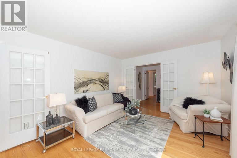 28549709/2091-tawney-road/hawthorne-meadows/ottawa/ontario/K1G1B9_7