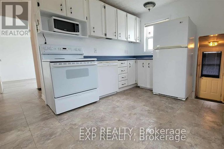 28390177/149-crerar-avenue/carlington/ottawa/ontario/K1Z7P4_4