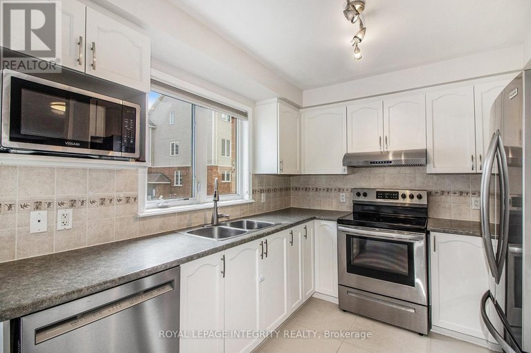 28546946/36-1512-walkley-road/heron-gateindustrial-park/ottawa/ontario/K1V2G7_13