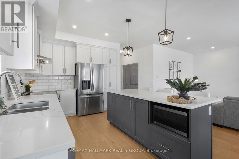 29362963/1204-diamond-street/clarencerockland-twp/clarence-rockland/ontario/K4K0M1_16