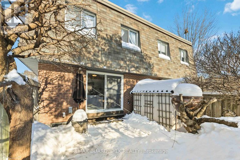 29341768/13-corley-private/heron-gateindustrial-park/ottawa/ontario/K1V8T7_25