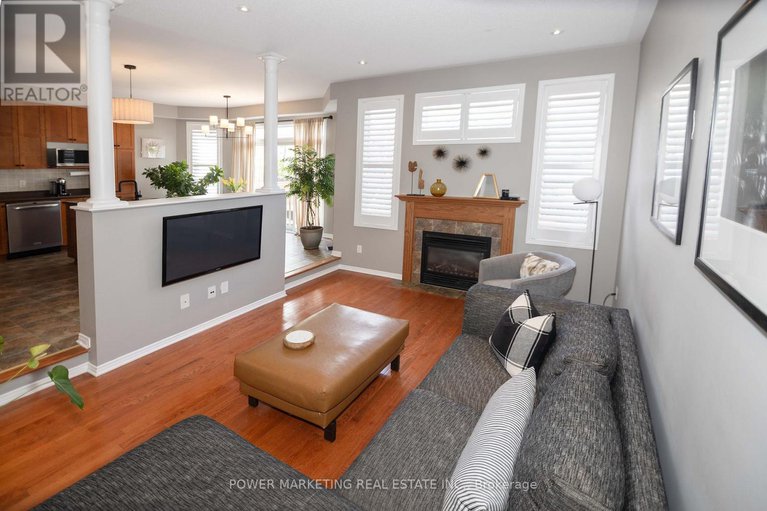 28585317/124-strathcarron-crescent/morgans-grantsouth-march/ottawa/ontario/K2K0C7_12
