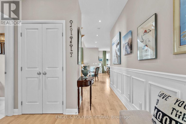 28806486/27-esquimault-avenue/bruce-farmgraham-parkqualicumbellands/ottawa/ontario/K2H6Z4_5