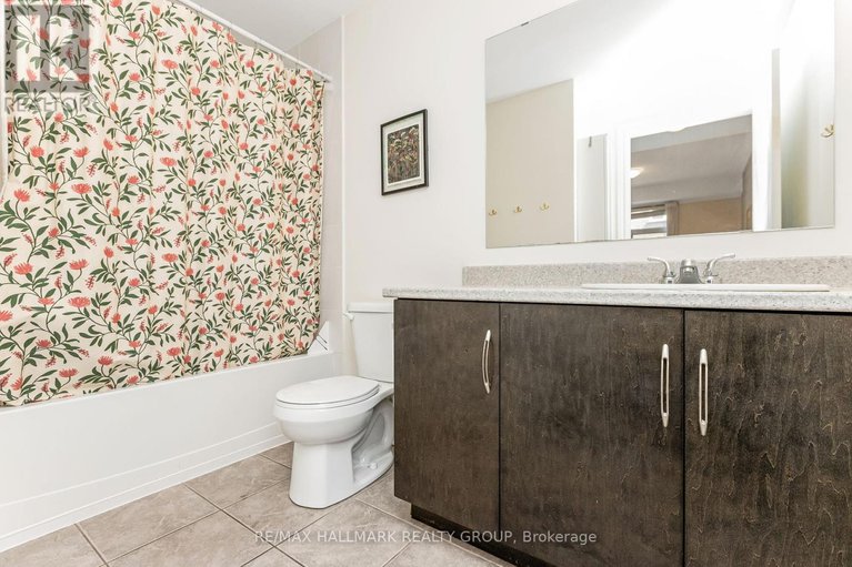 28243060/c-322-everest-private/elmvale-acres/ottawa/ontario/K1G4E3_20