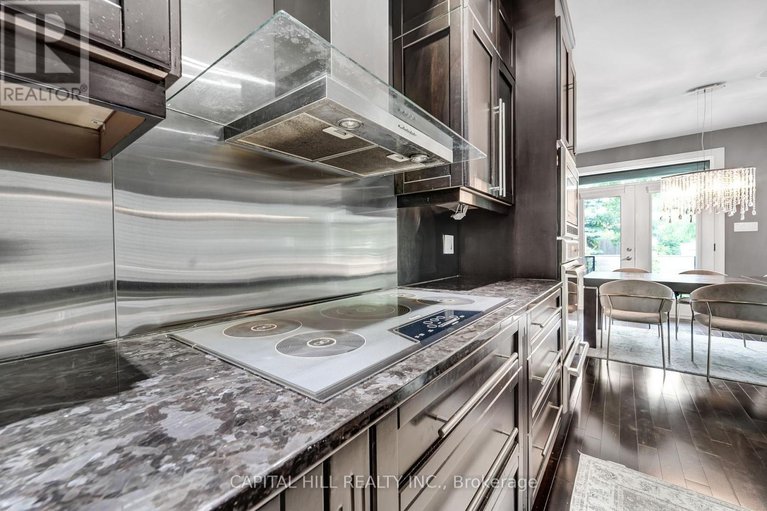 28598588/71-eleanor-drive/city-viewskylinefisher-heightsparkwood-hills/ottawa/ontario/K2E6A1_22