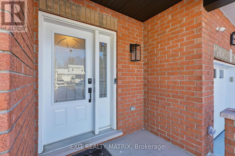 29397993/19-dignard-street/embrun/russell/ontario/K0A1W1_2