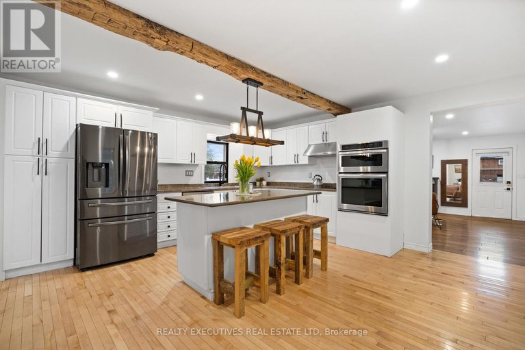 29627788/416-main-street/winchester/north-dundas/ontario/K0C2K0_4