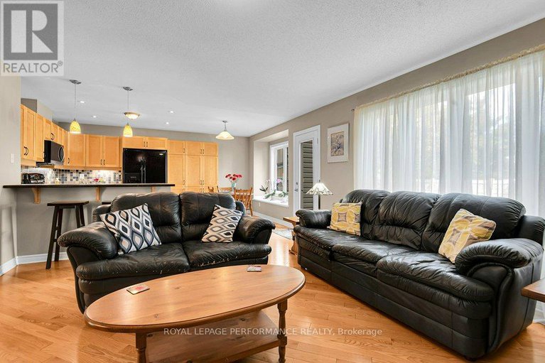 28983918/229-mistral-way/stittsville-north/ottawa/ontario/K2S0G7_11