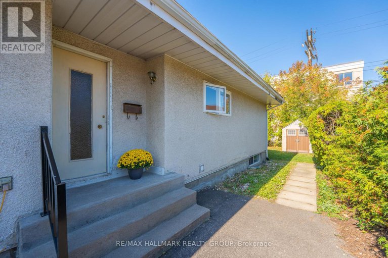 28943105/2437-tupper-avenue/hawthorne-meadows/ottawa/ontario/K1G1G6_21