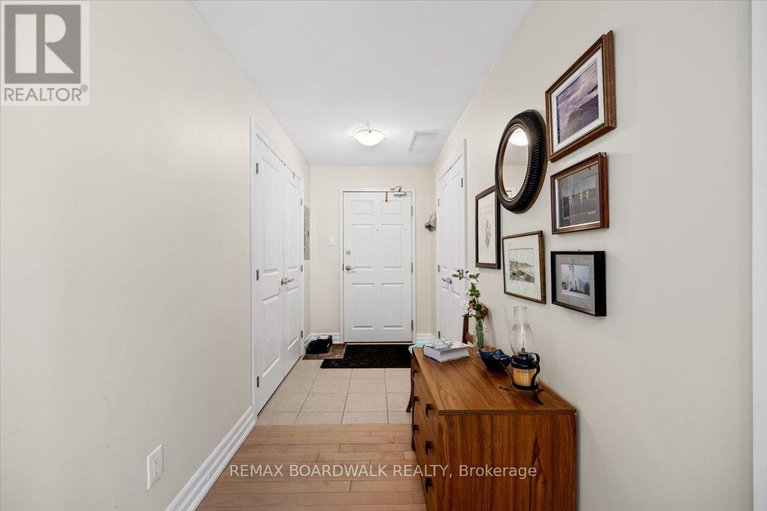 29538012/b102-210-janka-private/emerald-meadowstrailwest/ottawa/ontario/K2V0E6_4