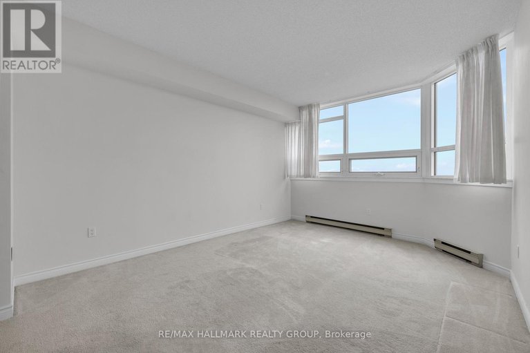 28921400/2204-1480-riverside-drive/riverview-park/ottawa/ontario/K1G5H2_25