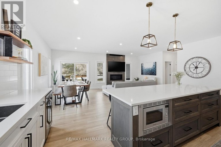 29467003/21-maxime-court/clarencerockland-twp/clarence-rockland/ontario/K0A2A0_7