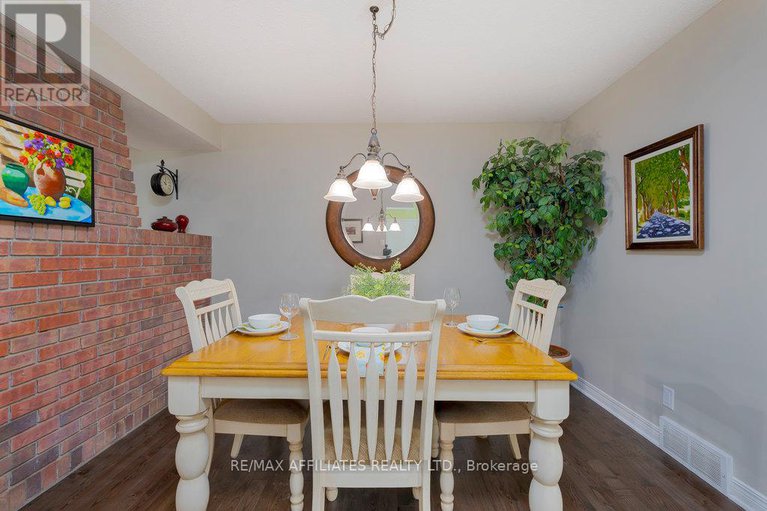 28488846/34-105-weeping-willow-lane/beaverbrook/ottawa/ontario/K2K1E6_14