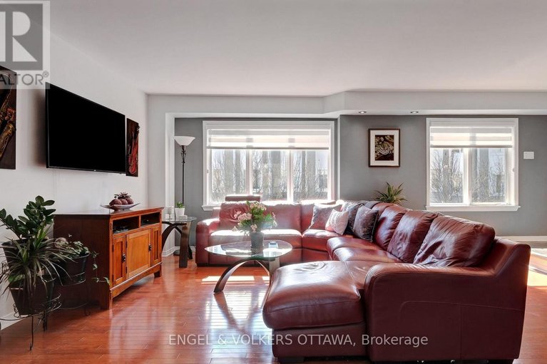 29583335/505-burleigh-private/cyrville/ottawa/ontario/K1J1J9_11