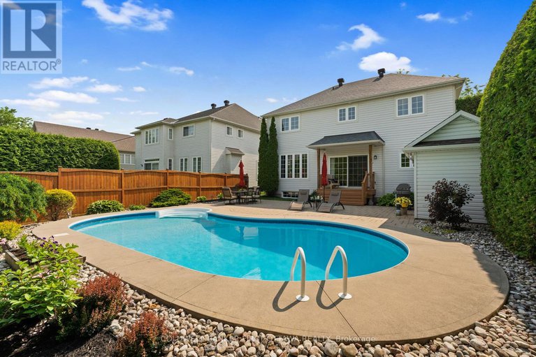 28479231/97-blackshire-circle/stonebridge/ottawa/ontario/K2J5M3_40