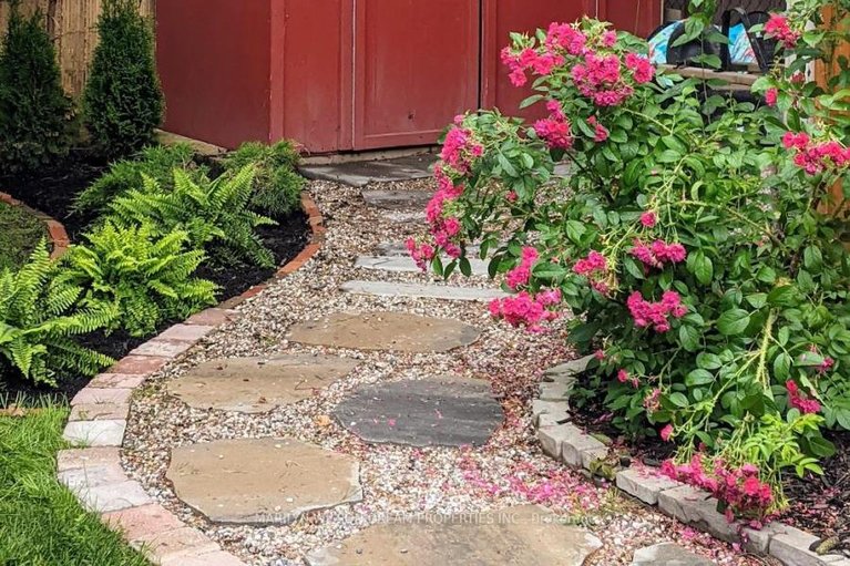 29599055/2105-bangor-street/elmvale-acresurbandale/ottawa/ontario/K1G2X6_50