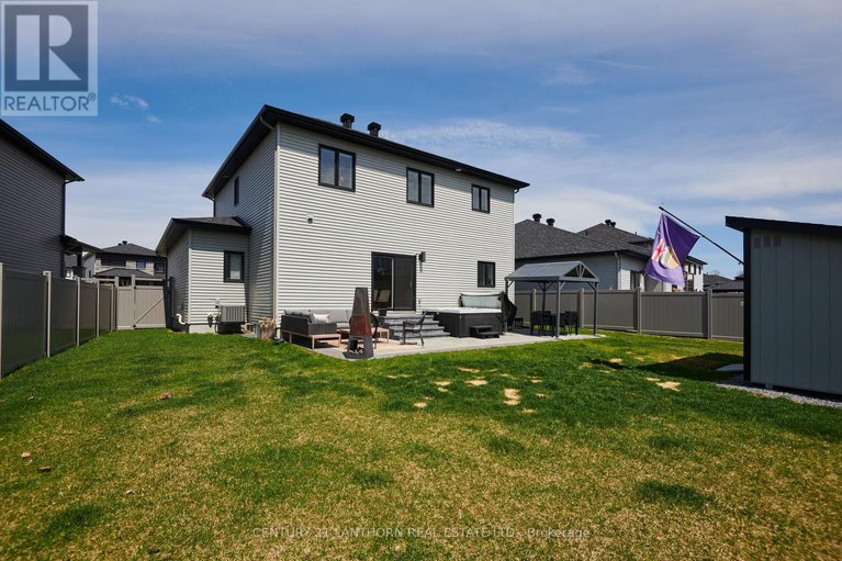 28248513/1144-avignon-street/embrun/russell/ontario/K0A1W0_38