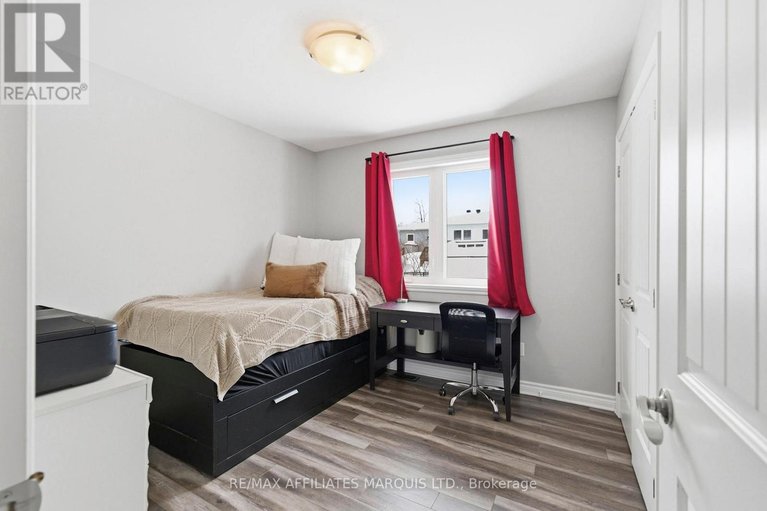 29533424/50-jim-brownell-boulevard/long-sault/south-stormont/ontario/K0C1P0_23