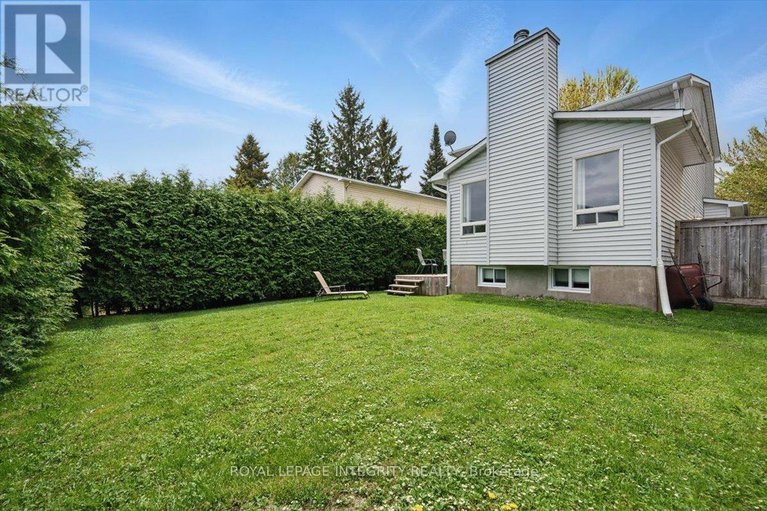 28601020/1561-verchere-street/chateauneuf/ottawa/ontario/K1C6B8_37