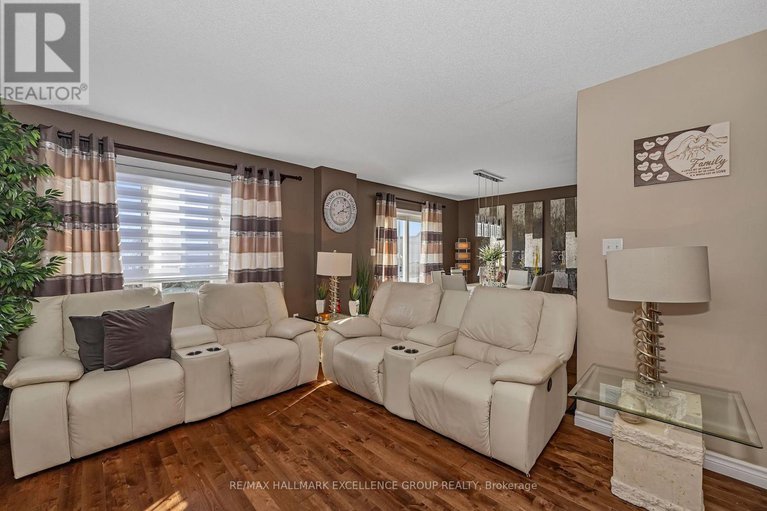 29375629/386-jasper-crescent/town-of-rockland/clarence-rockland/ontario/K4K0C7_8