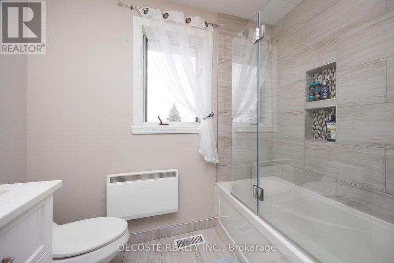 29630815/100-macleod-crescent/alexandria/north-glengarry/ontario/K0C1A0_20