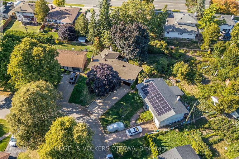28881407/609-blanchard-crescent/mooneys-bayrevelstoke/ottawa/ontario/K1V7B7_33