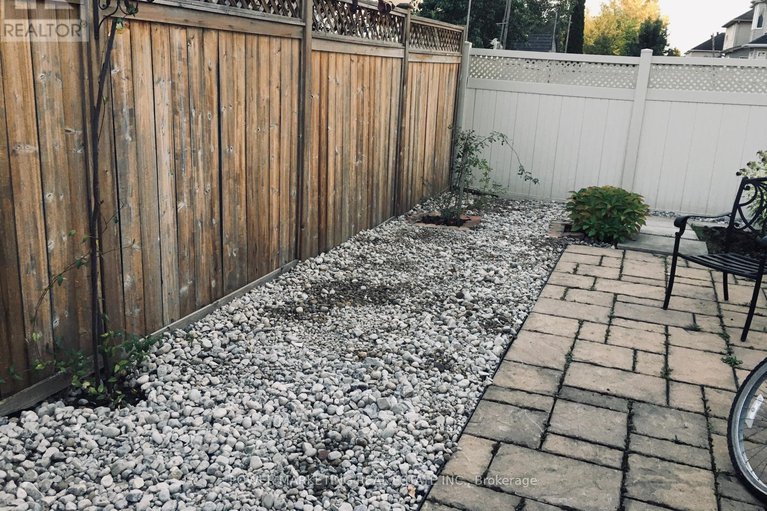 29270860/119-finn-court/ridgemont/ottawa/ontario/K1V2C6_45