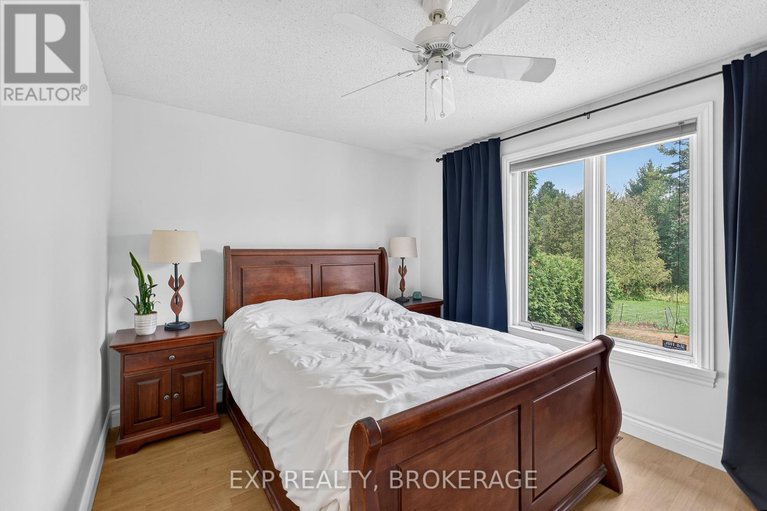 28599608/1500-blakeys-point-road/augusta-twp/augusta/ontario/K0E1T0_22