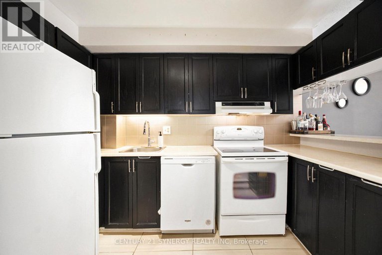 29019452/a-6706-jeanne-darc-boulevard-n/convent-glen-north/ottawa/ontario/K1C6E9_8