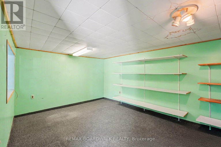 29437063/101-church-street/almonte/mississippi-mills/ontario/K0A1A0_23