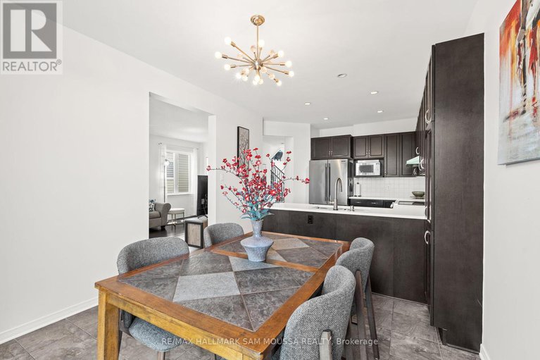 28378170/295-harthill-way/heritage-park/ottawa/ontario/K2J0P3_19
