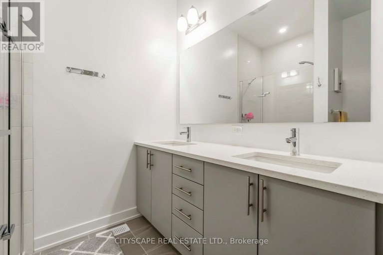 29634385/617-kenabeek-terrace/riverside-southgloucester-glen/ottawa/ontario/K4M0B3_28