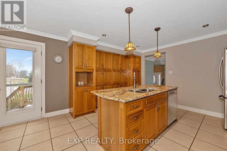 29132948/60-pioneer-drive/north-grenville-twp-kemptville-south/north-grenville/ontario/K0G1J0_14